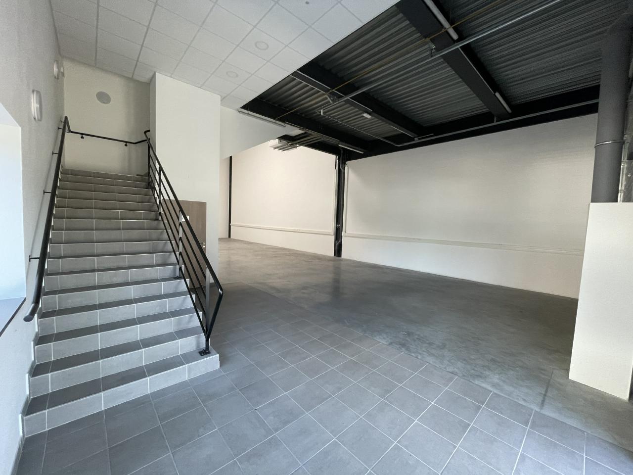 Local d'activité Vaires-sur-Marne 285m² Location local d'activité Vaires-sur-Marne Seine-et-Marne OLACT2531002 3